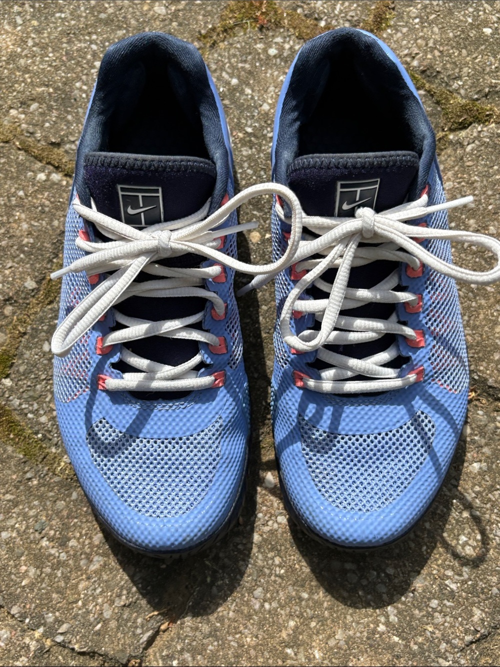 Nike Light Blue and Navy Women’s Tennis sneakers - Size 6.5